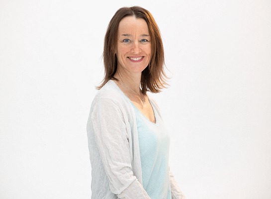 Königin + Krone (2) Energetische Arbeit, Prägungen, Emotionale Gesundheit, Burnout, Persönlichkeitsentwicklung, Augsburg, München, Donauwörth, Nicola Neumann-Mangoldt, viva-essenza